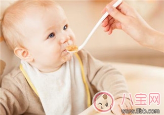宝宝总是呛食怎么办 预防宝宝呛食小妙招