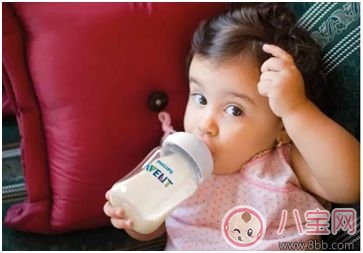 什么材质的奶瓶最适合宝宝 不同材质奶瓶测评