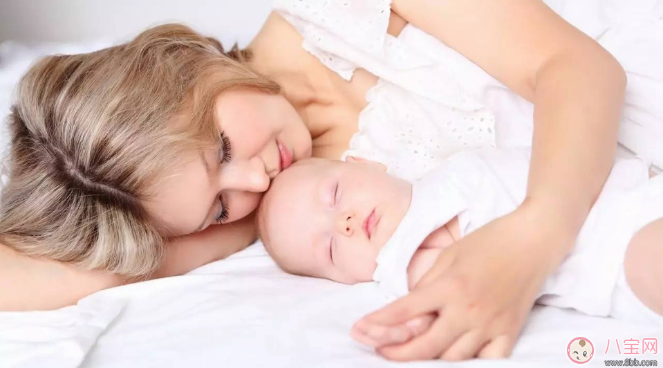 睡前可以跟孩子做怎样的亲子交流 适合睡前的亲子游戏有哪些