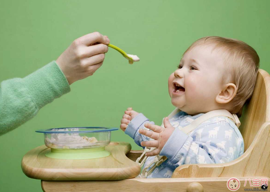 三岁前宝宝如何饮食 孩子在三岁之前不能多吃的食物有哪些