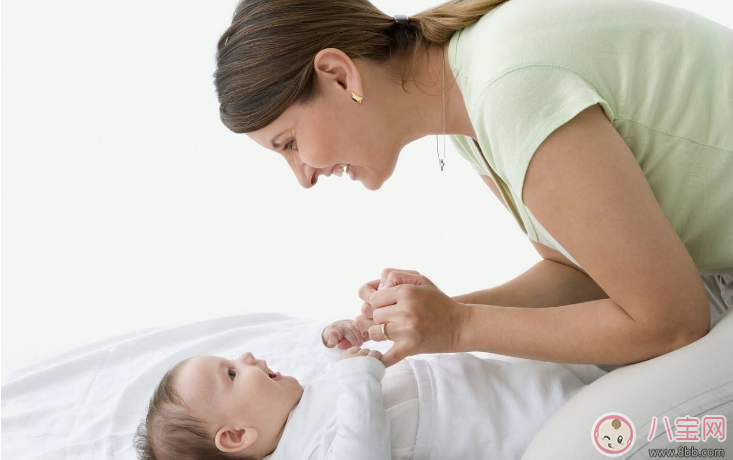 宝宝会喊妈妈的感慨句子 宝宝第一次开口叫妈妈的心情说说