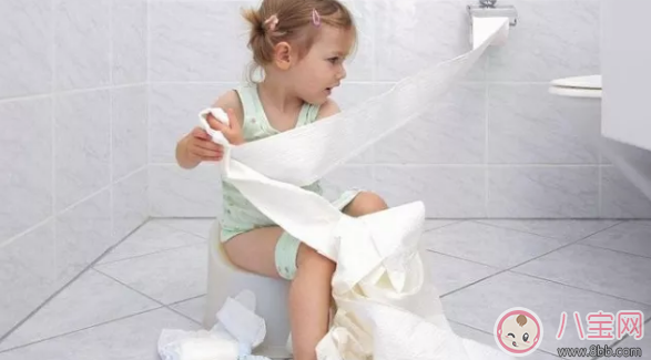 训练孩子上厕所的最佳时期 太早训练宝宝上厕所好不好