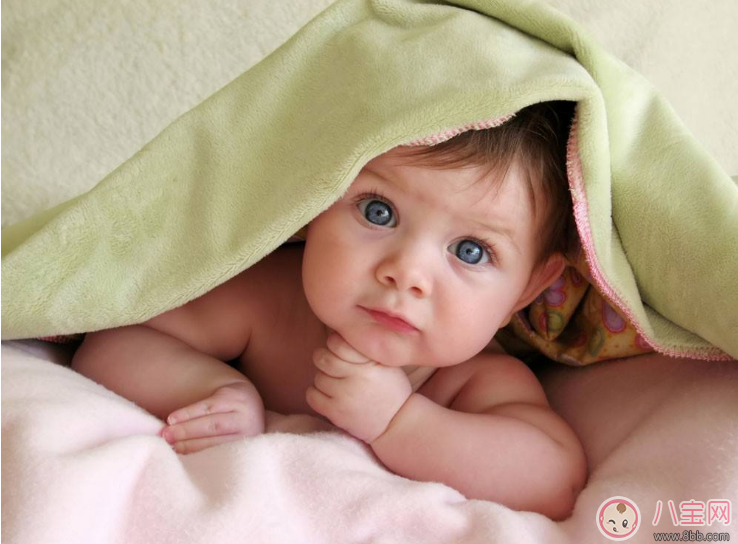 婴儿两眼之间有青筋怎么回事 宝宝受惊如何恢复