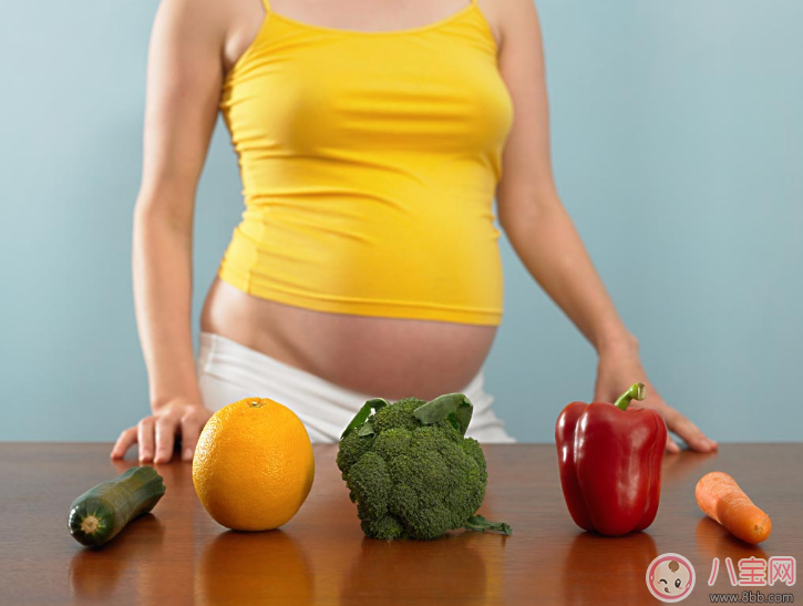 孕妇左侧睡胎动历害怎么回事 如何应对宝宝的胎动减少