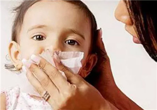 春天宝宝没感冒流鼻涕是什么原因 小孩没有生病一直流鼻涕治疗方法