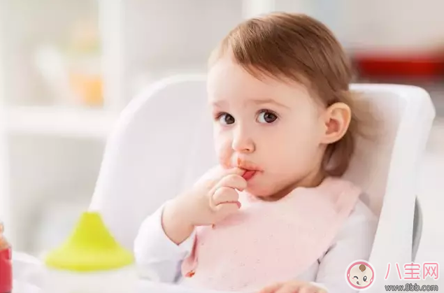 怎么在餐桌上教会孩子说话 孩子在吃饭的时候怎么教说话