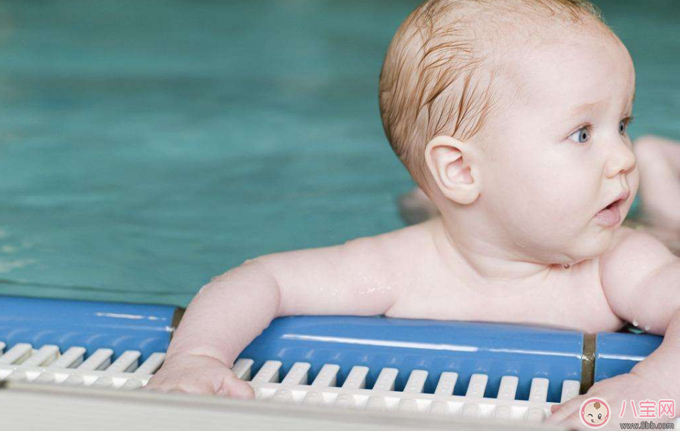 宝宝第一次游泳的心情说说 带宝宝游戏的心情句子短语
