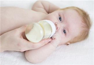 4个月宝宝不吃奶粉怎么办 婴儿不吃奶粉小妙招