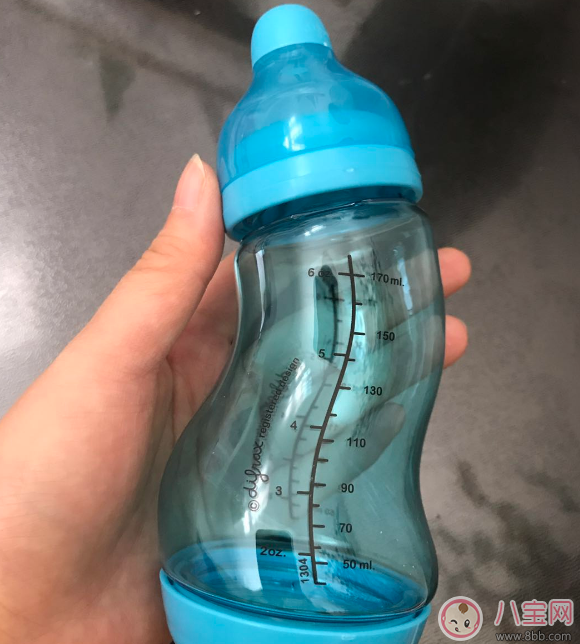 Difrax奶瓶怎么样好用吗 荷兰原装Difrax进口奶瓶使用测评