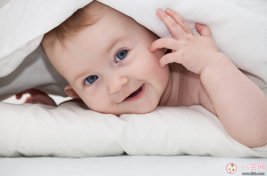 宝宝半夜醒来玩的心情说说 分享宝宝半夜自己玩的感慨句子