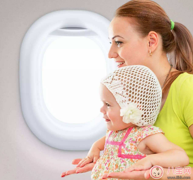 第一次带宝宝坐飞机的心情短语 宝宝第一次坐飞机的说说感慨