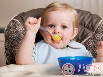 宝宝吃东西不爱嚼怎么办 怎样训练孩子的咀嚼能力