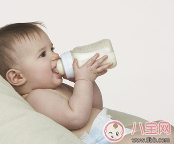 为什么宝宝转奶总是不成功 宝宝正确转奶方法详解