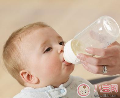 为什么宝宝转奶总是不成功 宝宝正确转奶方法详解