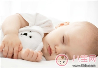 怎么哄1岁半的孩子睡觉 一岁半宝宝哄睡技巧