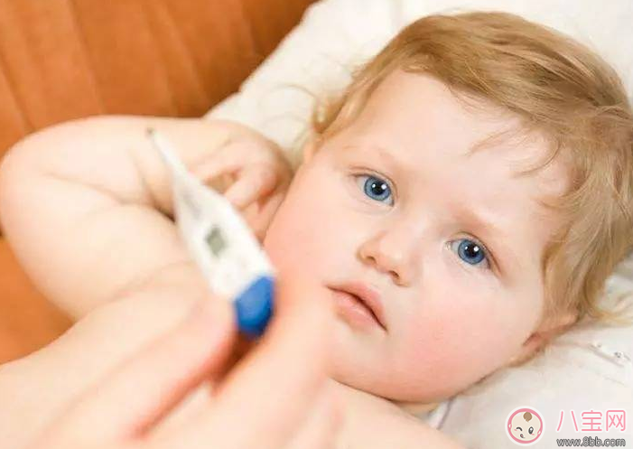 一岁半孩子反复发烧怎么办 小孩反复发烧处理方法