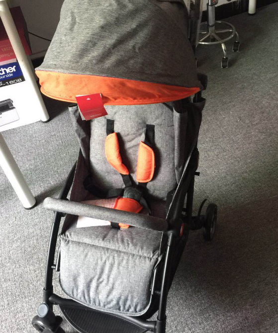 婴孚婴儿推车怎么样 婴孚单手折叠婴儿车使用测评