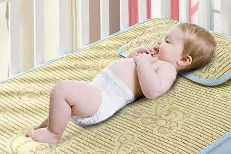 宝宝可以睡冰丝凉席吗 儿童睡冰丝凉席好吗2018