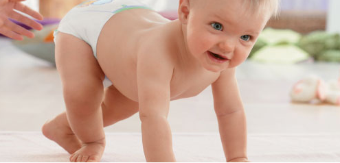 怎样教九个月宝宝爬行 引导宝宝爬行的方法和技巧