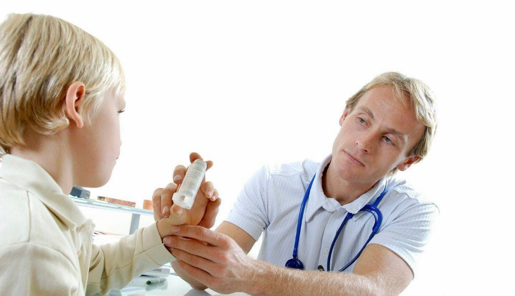 如何分辨宝宝是不是哮喘 孩子哮喘可以治愈吗