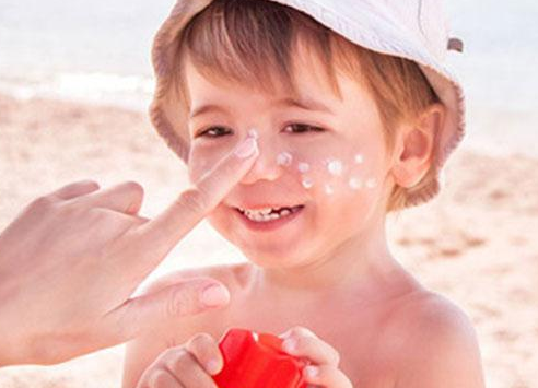 儿童防晒霜怎么选 如何挑选安全好用的儿童防晒霜