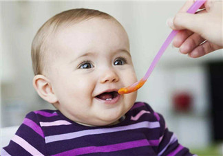 宝宝第一顿辅食吃什么好 宝宝接受一种新食物需要多久