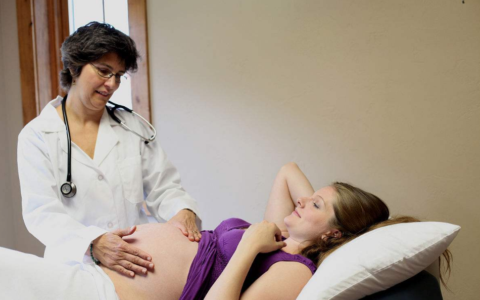 孕早期检查如何判断胎停 孕早期胎检都检查什么