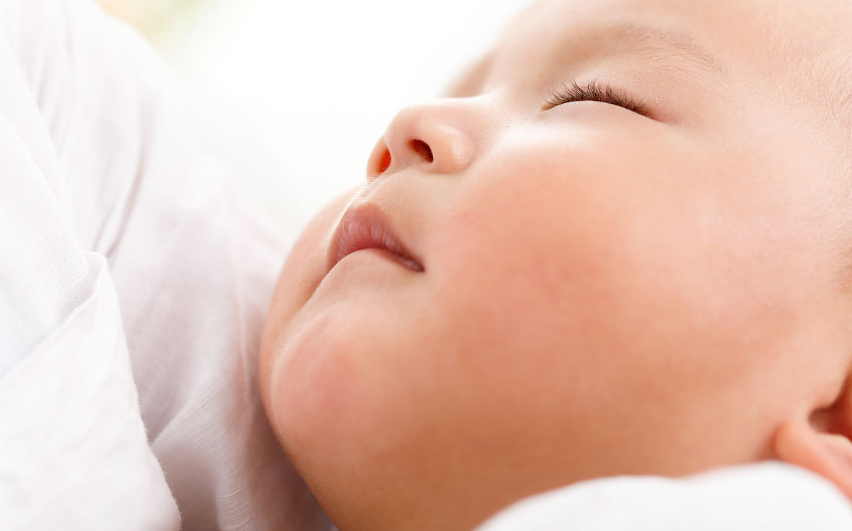 孩子睡觉的时候会有鼻音是什么原因 孩子睡觉有鼻音怎么办2018
