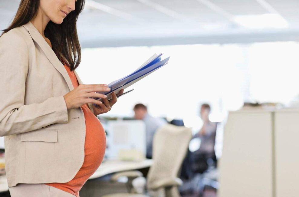职场准妈妈孕期怎么安排工作和生活 职场孕妈怎么取舍家庭和工作