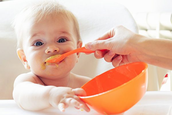 宝宝辅食中应避免的食物有哪些 宝宝夏季添加辅食注意事项