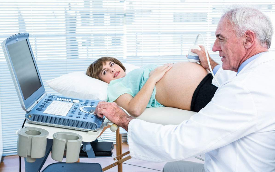 孕期检测胎儿肾积水如何治疗 哪些情况容易胎儿肾积水