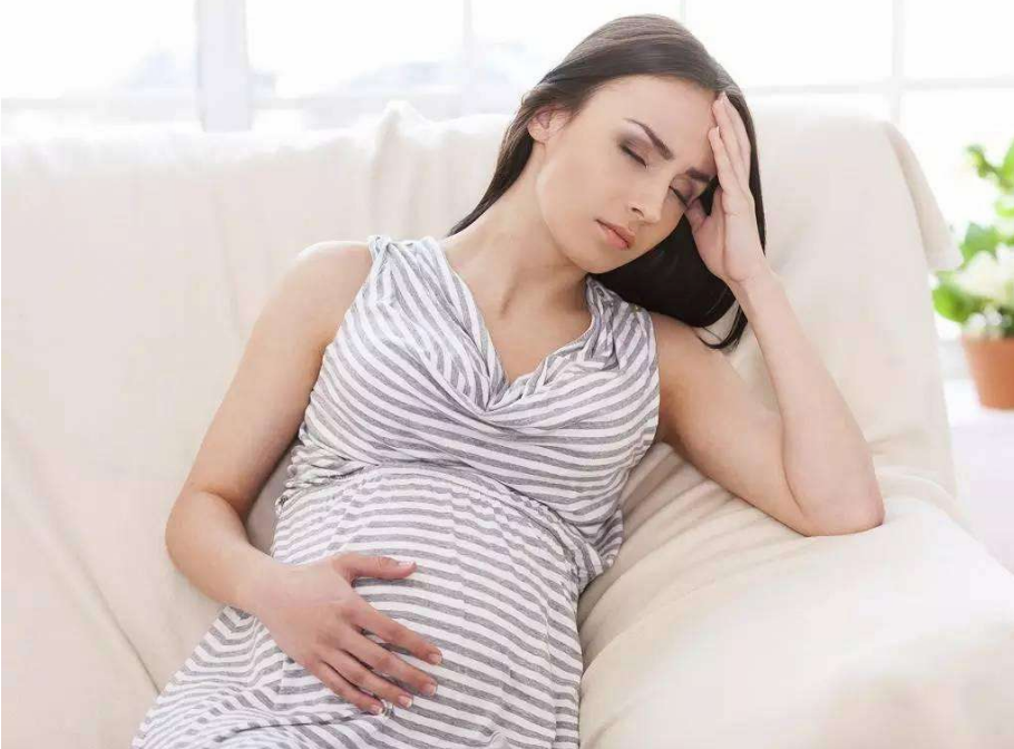 孕期出血怎么回事 为什么孕妇提抱重物会出血