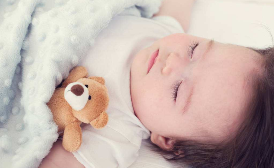 孩子|孩子晚上睡觉特别容易哭是什么原因 怎么应对孩子睡觉哭闹2018