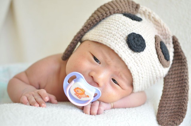 宝宝依赖安抚奶嘴怎么办 让宝宝有充足的安全感
