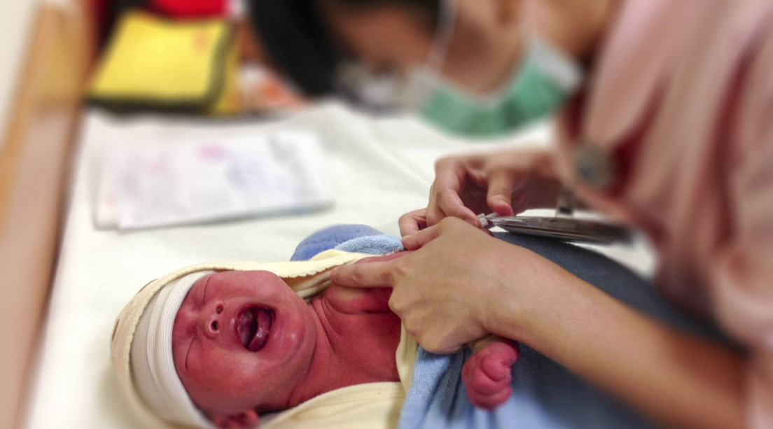 为什么宝宝出生不久感染肠病毒 如何预防新生儿肠病毒