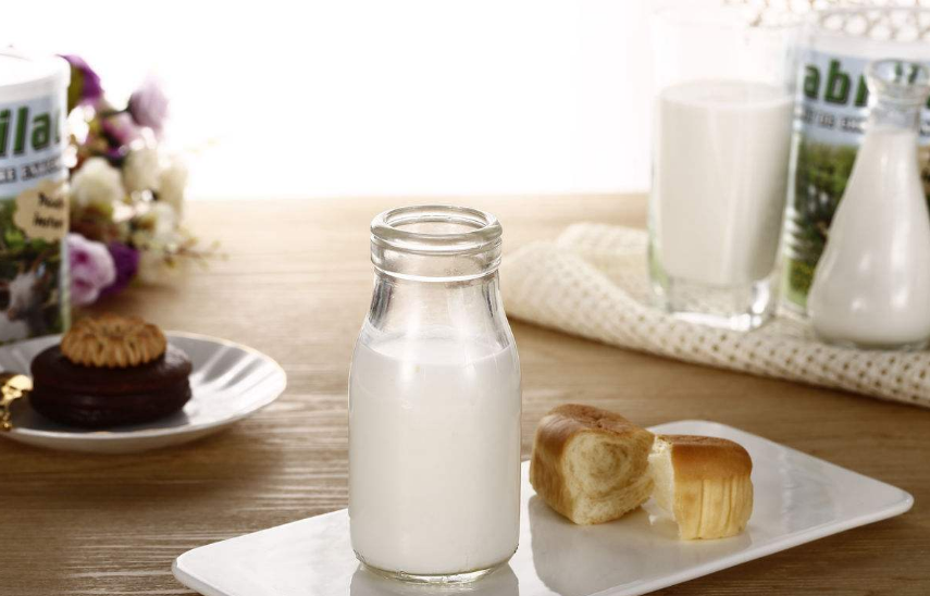 宝宝不吃奶粉是什么原因 怎么改变孩子不吃奶粉的情况