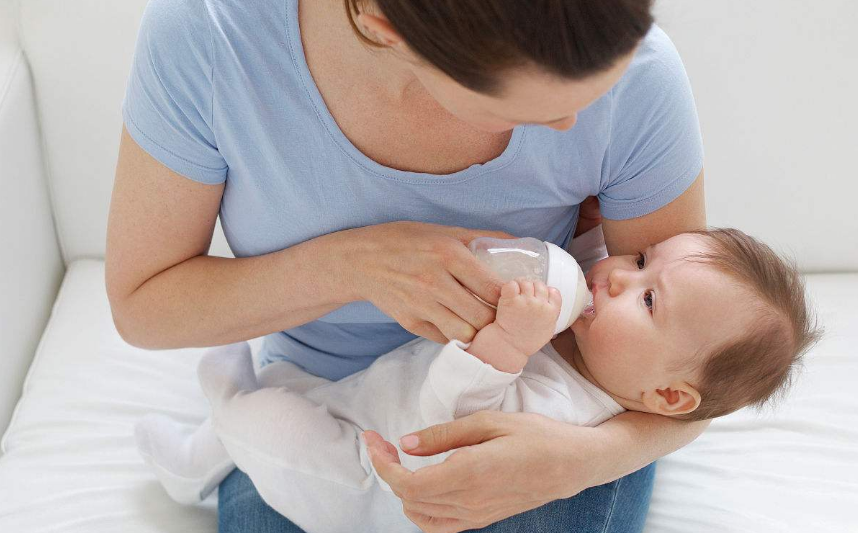 宝宝不吃奶粉是什么原因 怎么改变孩子不吃奶粉的情况