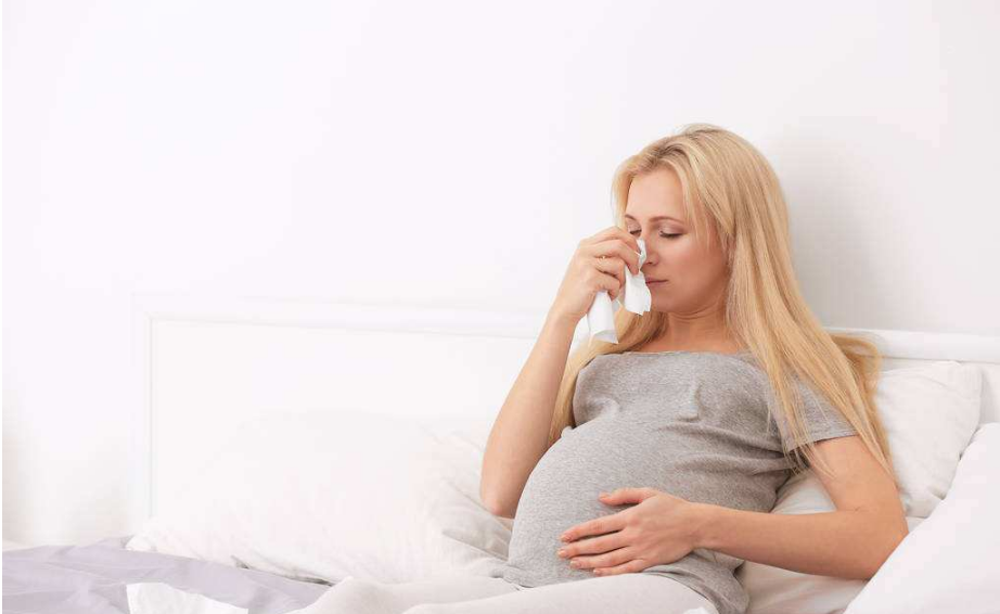 怀孕期间吹空调过敏怎么回事 怀孕容易过敏是遗传吗