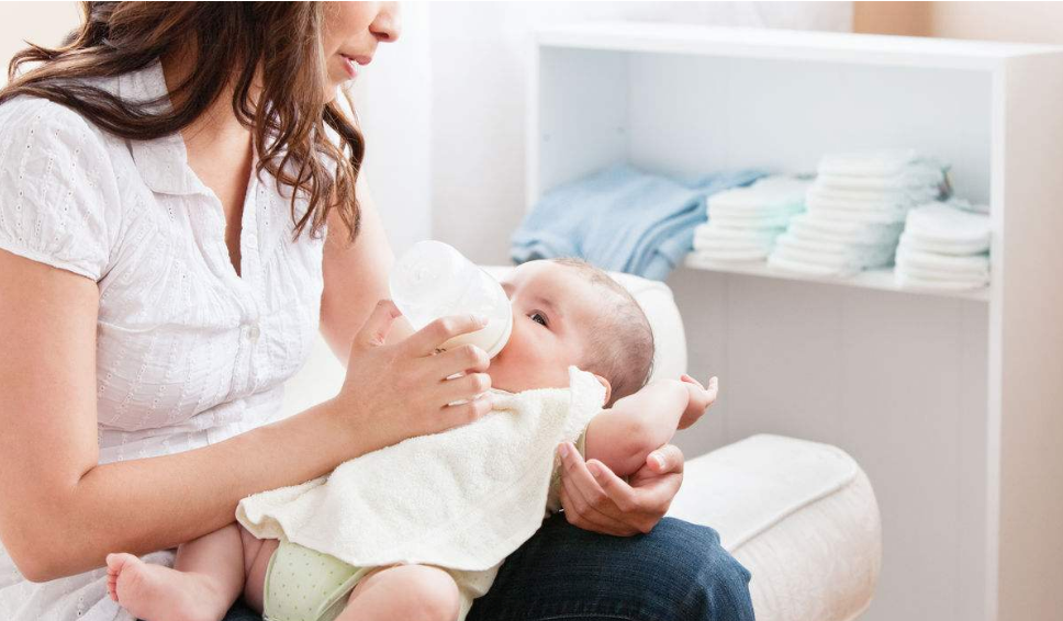 宝宝乳糖不耐可以吃母乳吗 宝宝乳糖不耐怎么喂母乳
