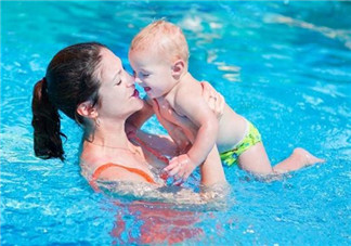 婴儿游泳的注意事项 宝宝游泳有什么好处2018