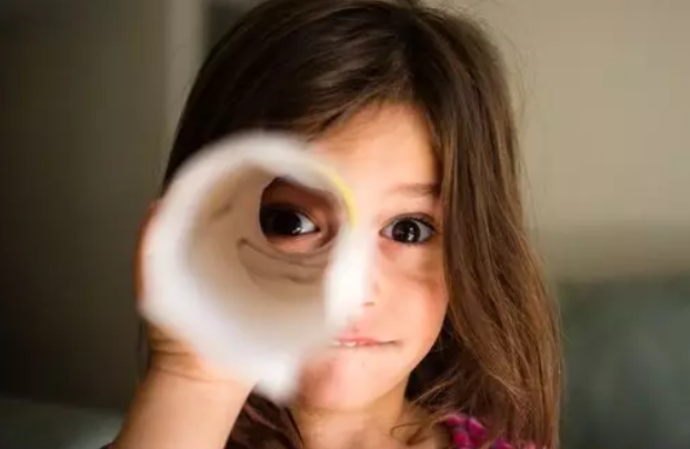 儿童戴太阳镜会影响视力吗2018 小孩多大适合戴太阳镜