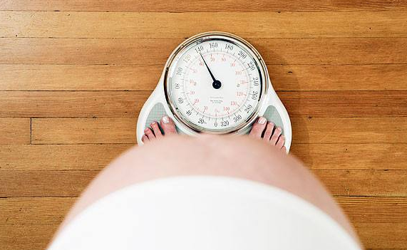 怀孕的时候如何控制体重 怀孕怎么做不会很容易长胖