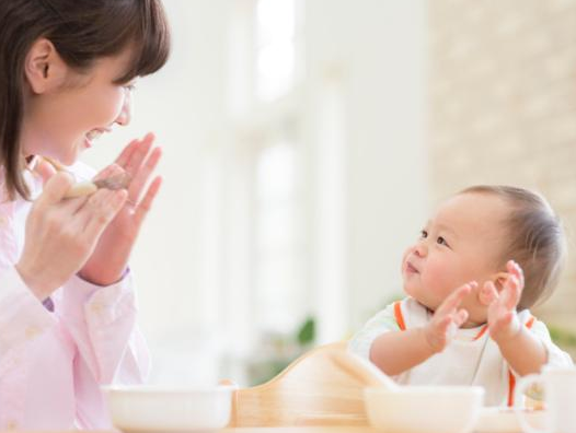 宝宝牛奶蛋白过敏症多久能好转 宝宝吃深度水解配方奶粉好吗