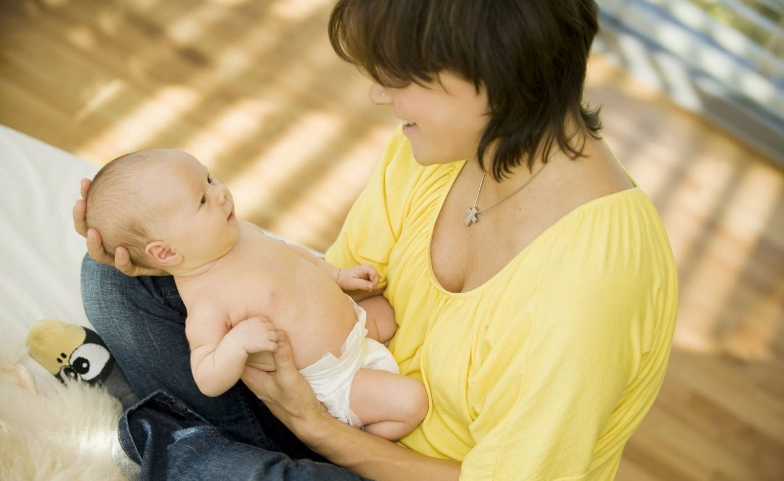 产后喂母乳怎么科学饮食 哺乳期如何吃有营养