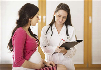 孕期判定体重过轻或过重的标准 孕期超重有哪些危害