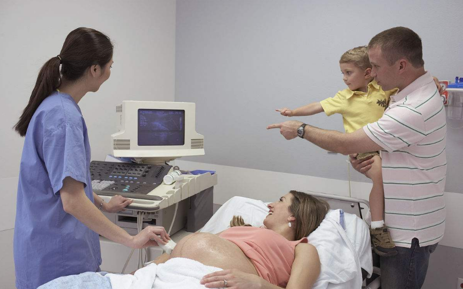 超声波会导致胎儿发育迟缓吗 孕期照超声波对胎儿有伤害吗