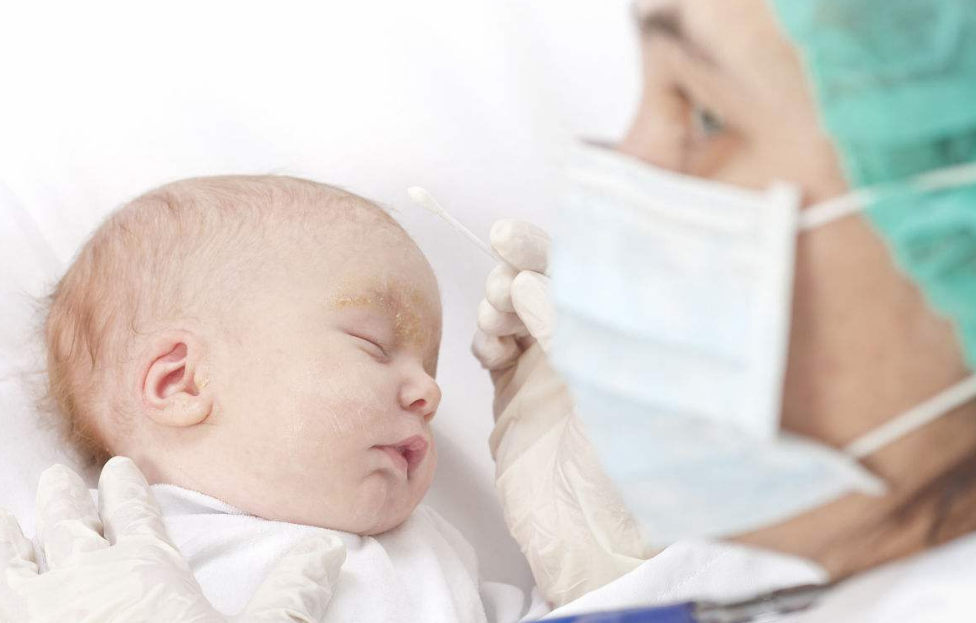 宝宝会将水痘传染给母亲吗 宝宝有什么治疗方法 