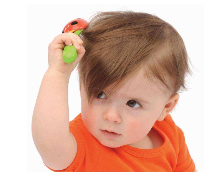 宝宝头发稀少是缺什么吗 宝宝头发少怎么办好