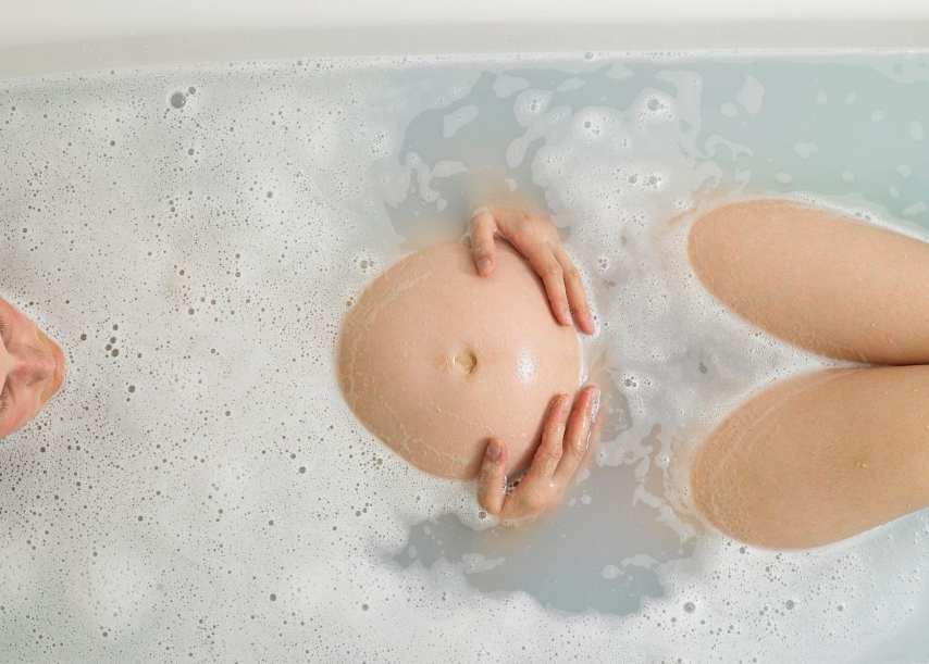 孕妇能洗热水澡吗 怀孕期间一天能洗几次澡