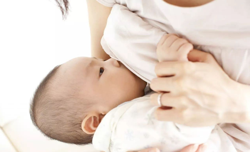 哺乳期妈妈感冒了怎么办 妈妈感冒后还可以哺乳吗
